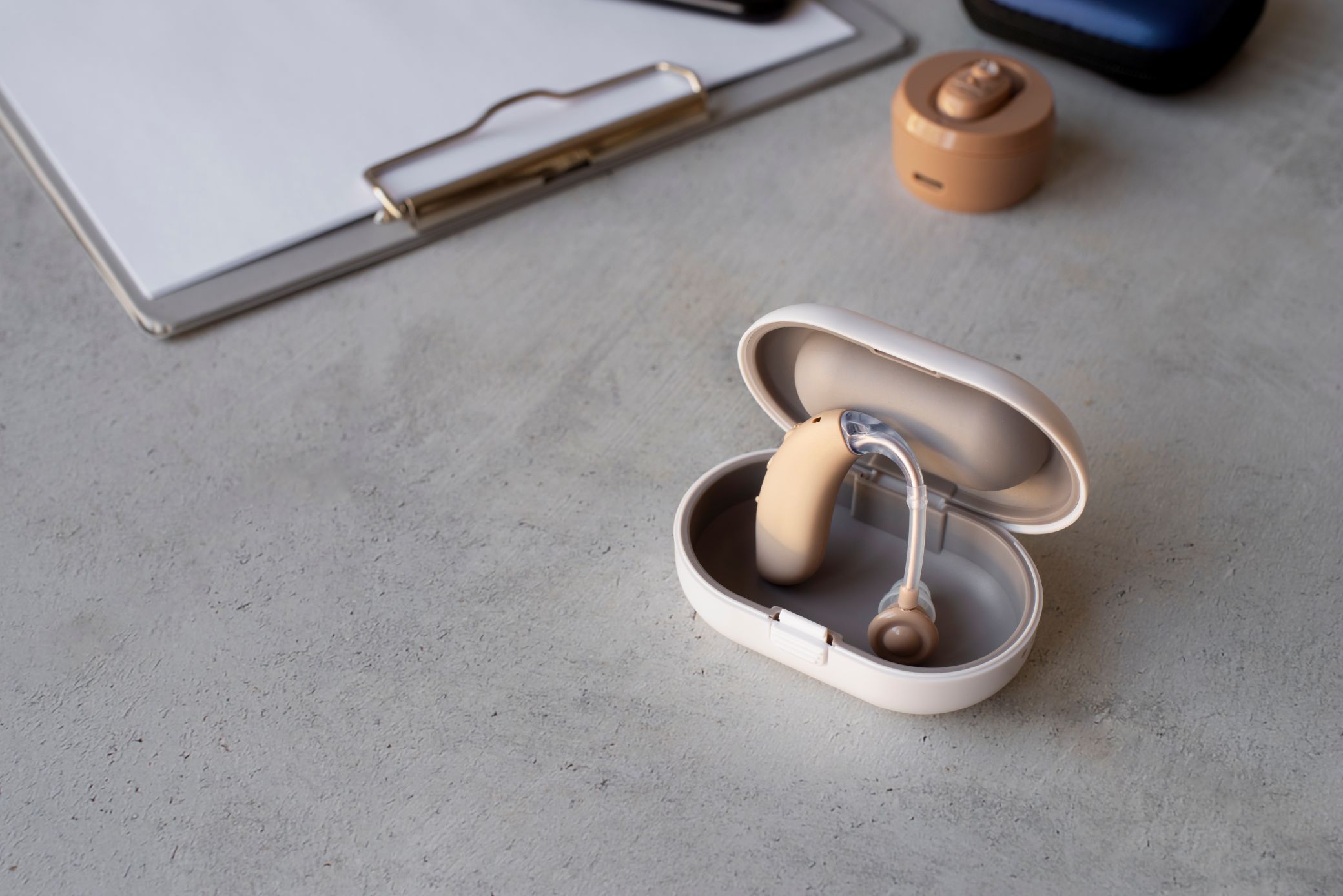 otitis media vs otitis externa